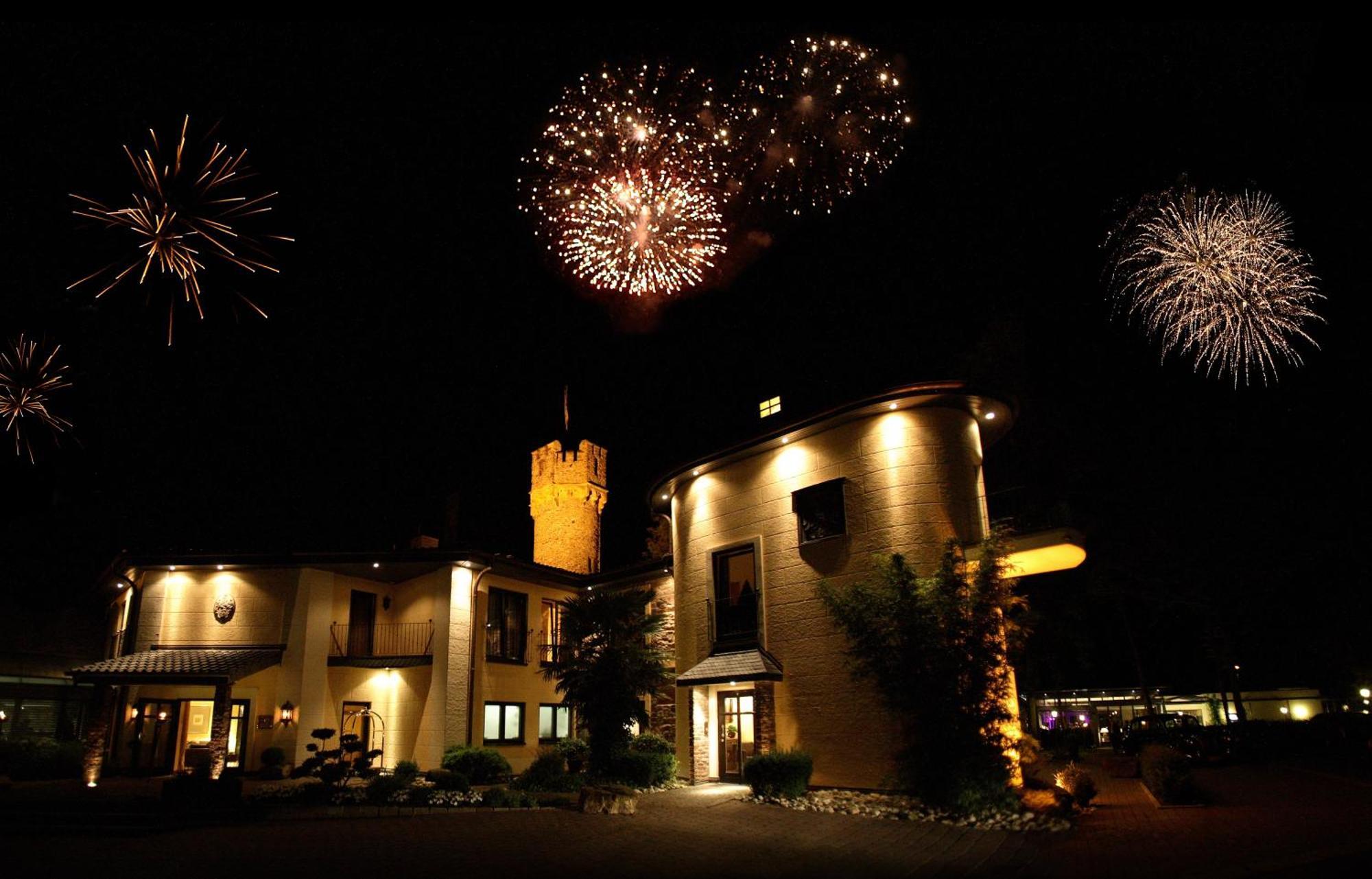 Relais & Chateaux Hotel Burg Schwarzenstein Geisenheim Dış mekan fotoğraf